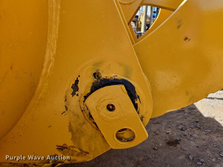 image for item EC0931 1990 Komatsu WA320-1 wheel loader