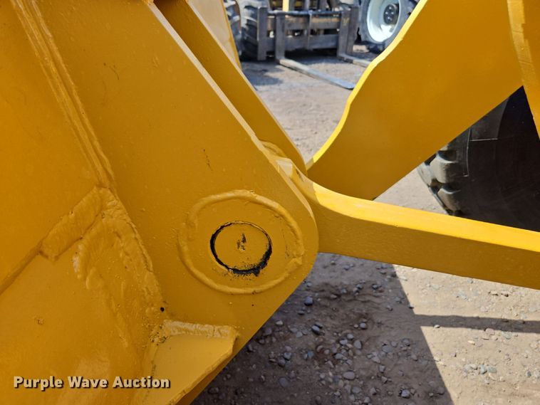 image for item EC0931 1990 Komatsu WA320-1 wheel loader