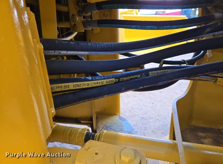 image for item EC0931 1990 Komatsu WA320-1 wheel loader