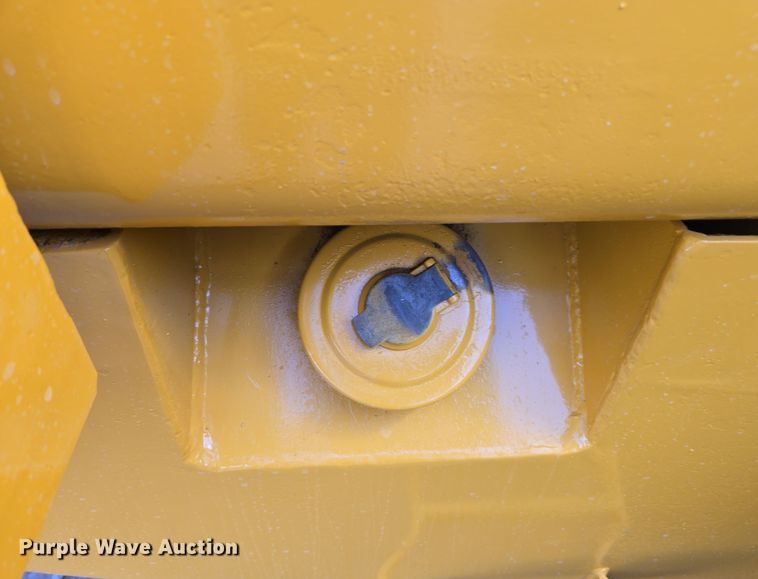 image for item EC0931 1990 Komatsu WA320-1 wheel loader