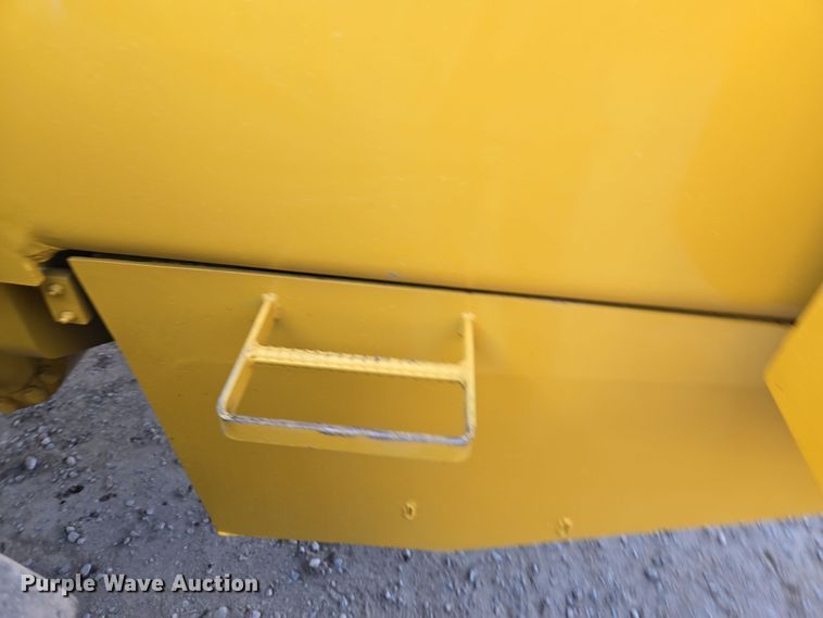 image for item EC0931 1990 Komatsu WA320-1 wheel loader