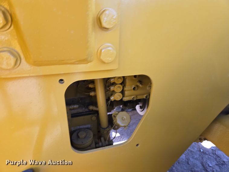 image for item EC0931 1990 Komatsu WA320-1 wheel loader