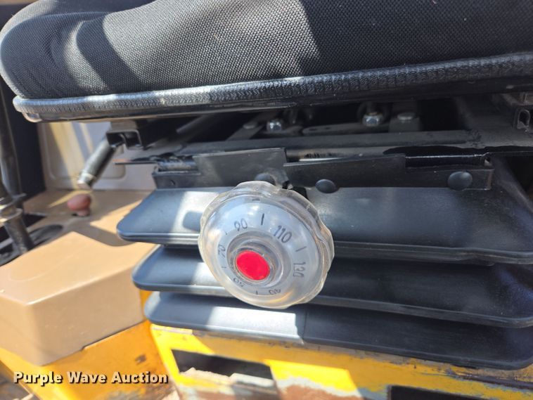 image for item EC0931 1990 Komatsu WA320-1 wheel loader