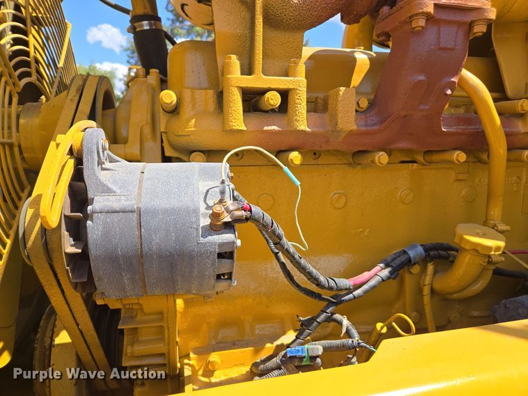 image for item EC0931 1990 Komatsu WA320-1 wheel loader