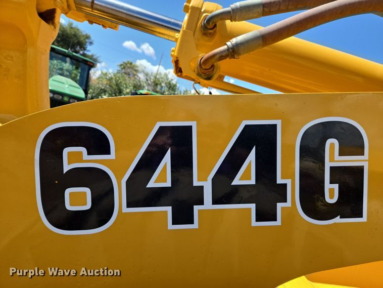 image for item EC0932 1995 John Deere 644G wheel loader