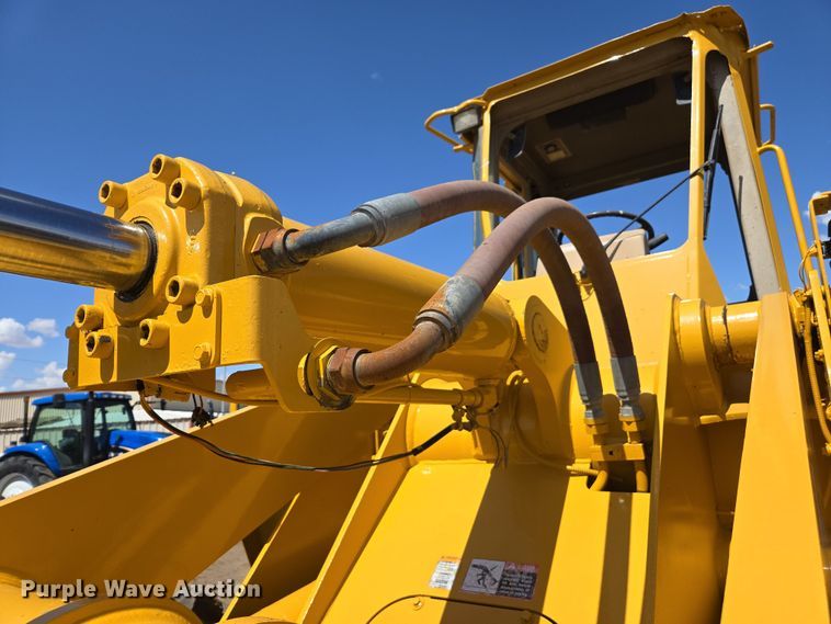 image for item EC0932 1995 John Deere 644G wheel loader