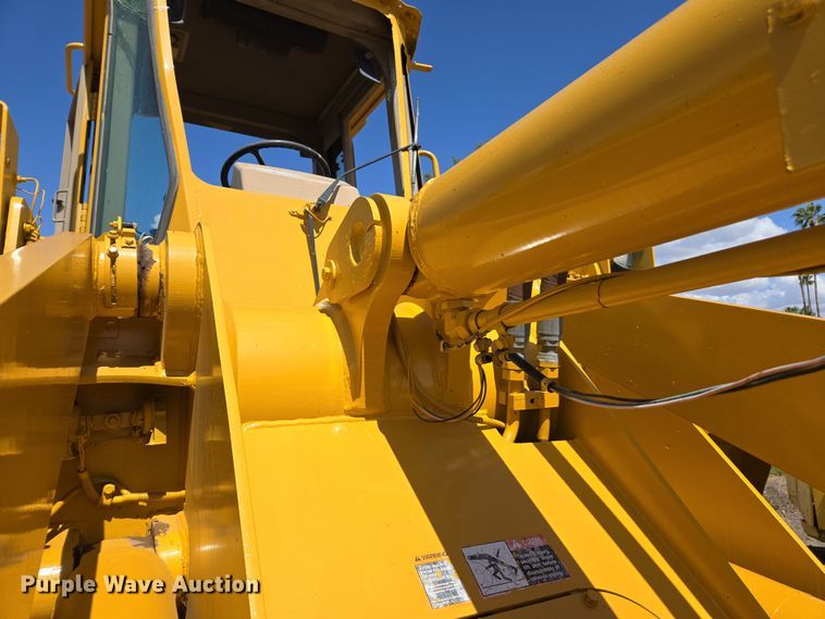 image for item EC0932 1995 John Deere 644G wheel loader