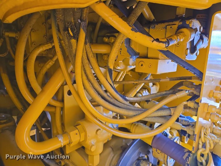 image for item EC0932 1995 John Deere 644G wheel loader