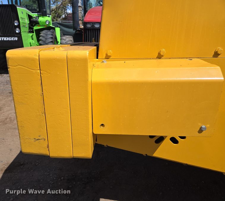 image for item EC0932 1995 John Deere 644G wheel loader