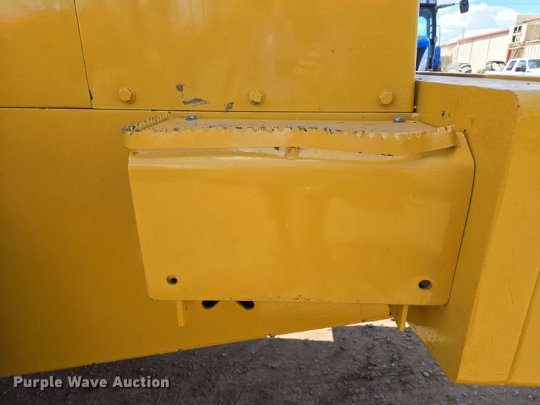 image for item EC0932 1995 John Deere 644G wheel loader