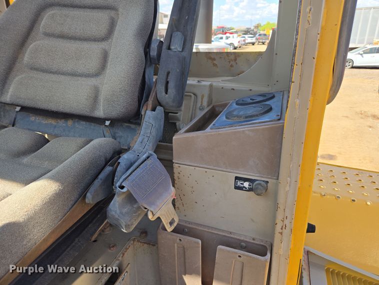 image for item EC0932 1995 John Deere 644G wheel loader