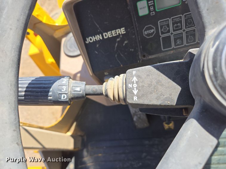 image for item EC0932 1995 John Deere 644G wheel loader