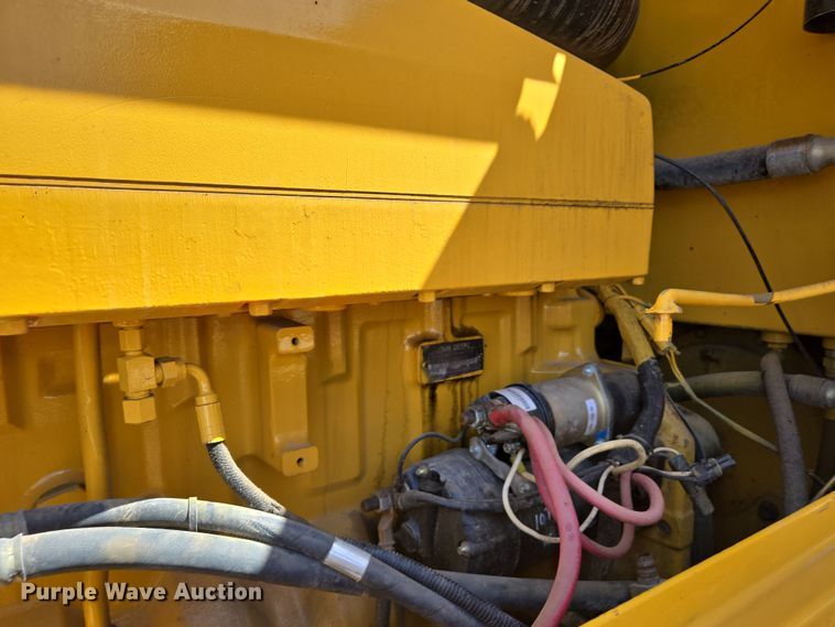 image for item EC0932 1995 John Deere 644G wheel loader