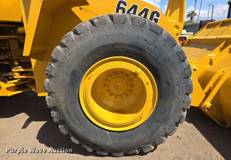 image for item EC0932 1995 John Deere 644G wheel loader