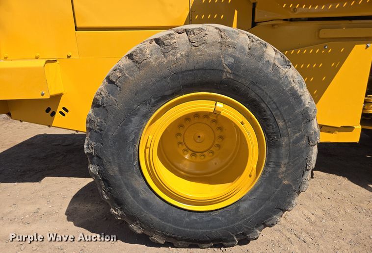 image for item EC0932 1995 John Deere 644G wheel loader