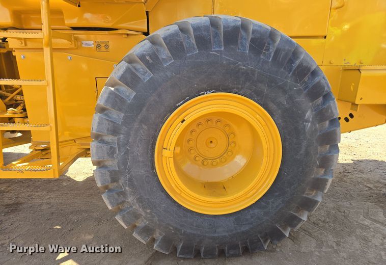 image for item EC0932 1995 John Deere 644G wheel loader