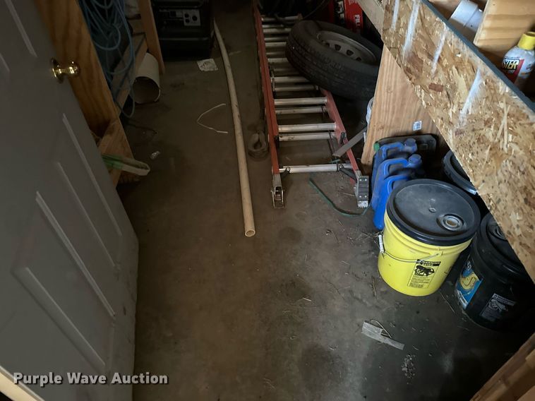 image for item EC2374 2002 Forest River CMG844TTA4 enclosed cargo trailer