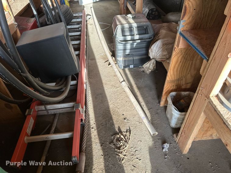 image for item EC2374 2002 Forest River CMG844TTA4 enclosed cargo trailer