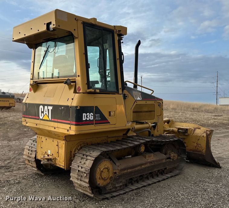 image for item EC2375 2003 Caterpillar D3G XL dozer