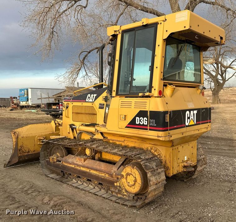 image for item EC2375 2003 Caterpillar D3G XL dozer