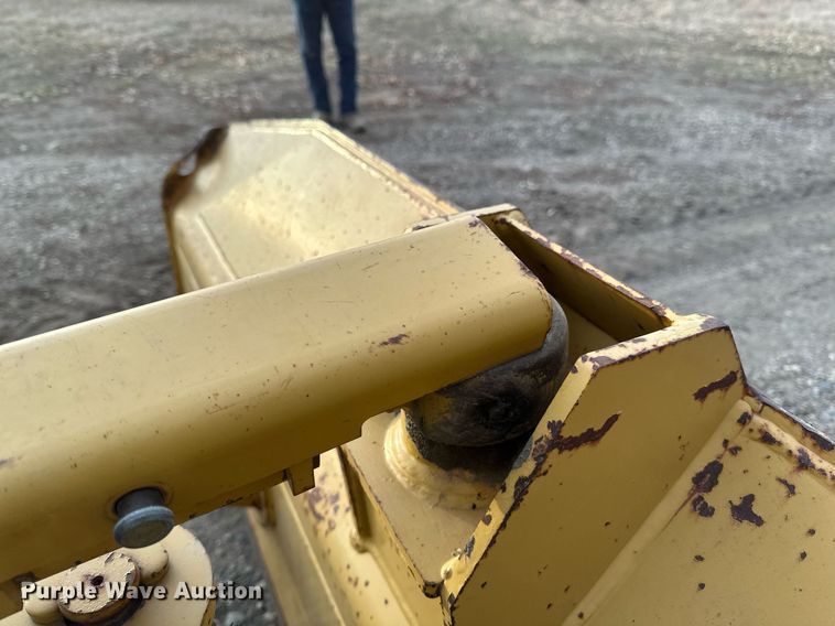 image for item EC2375 2003 Caterpillar D3G XL dozer