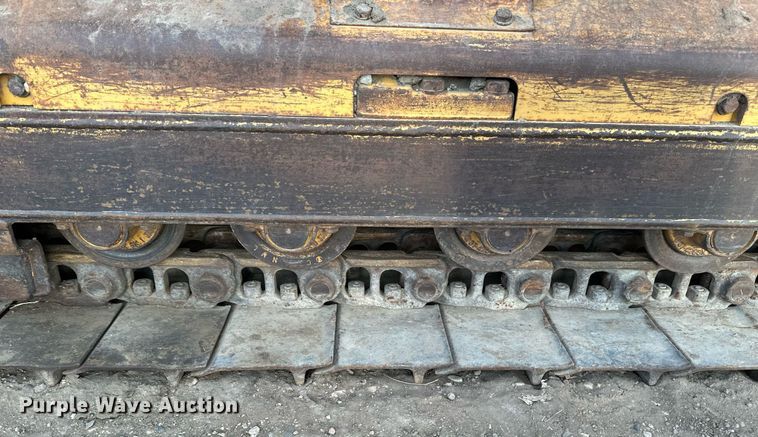 image for item EC2375 2003 Caterpillar D3G XL dozer