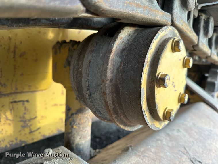 image for item EC2375 2003 Caterpillar D3G XL dozer