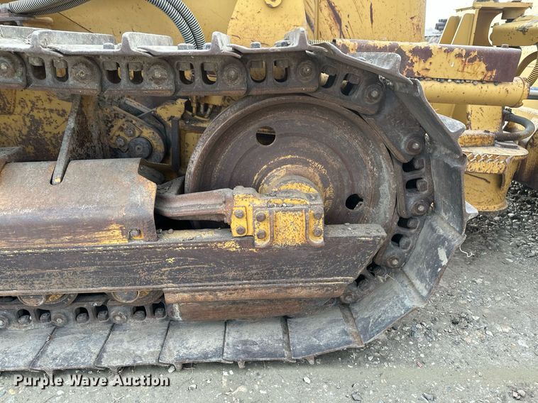 image for item EC2375 2003 Caterpillar D3G XL dozer