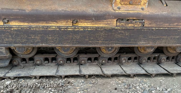 image for item EC2375 2003 Caterpillar D3G XL dozer