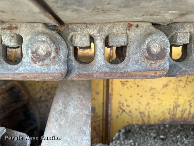 image for item EC2375 2003 Caterpillar D3G XL dozer