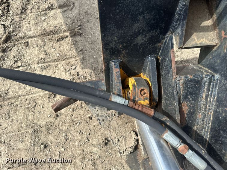 image for item EC2379 1971 International  TD15B cable plow