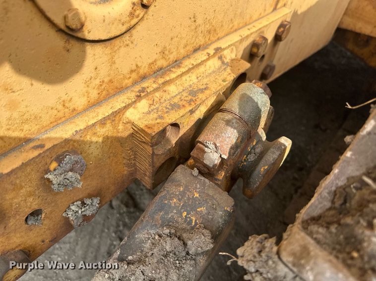 image for item EC2379 1971 International  TD15B cable plow