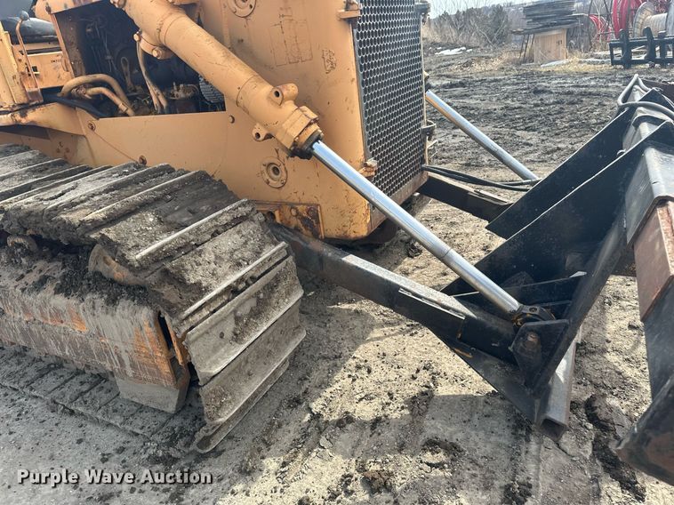 image for item EC2379 1971 International  TD15B cable plow