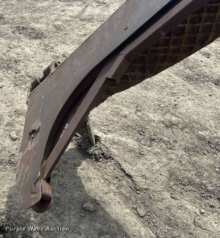 image for item EC2379 1971 International  TD15B cable plow