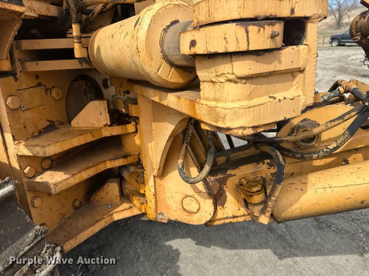 image for item EC2379 1971 International  TD15B cable plow