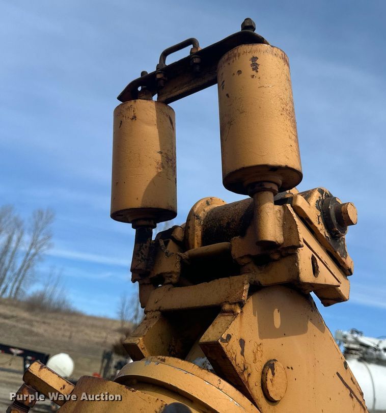 image for item EC2379 1971 International  TD15B cable plow