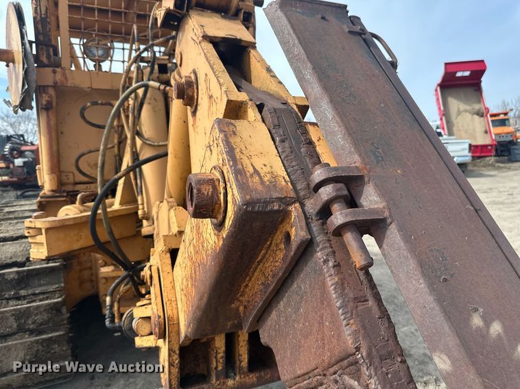 image for item EC2379 1971 International  TD15B cable plow