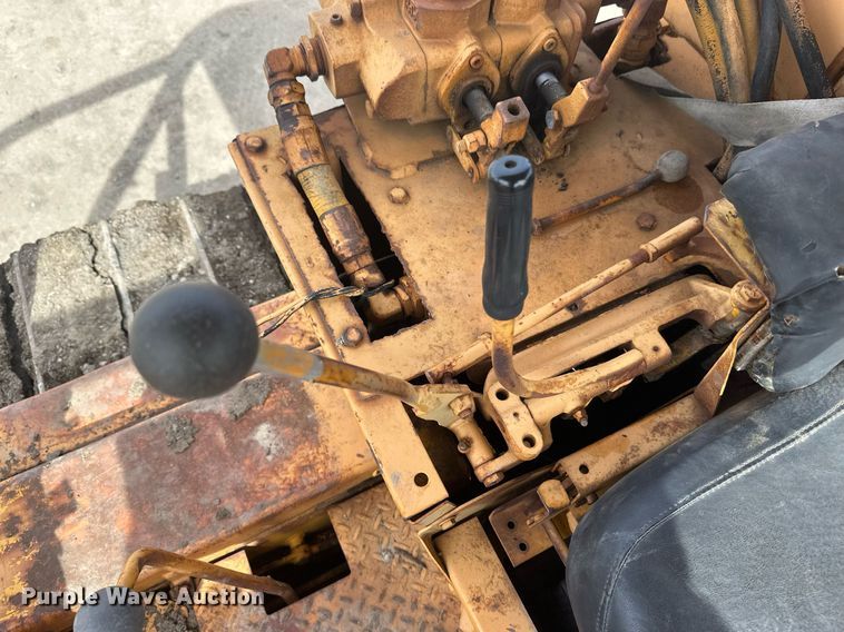 image for item EC2379 1971 International  TD15B cable plow