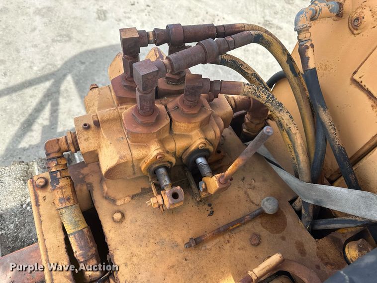 image for item EC2379 1971 International  TD15B cable plow