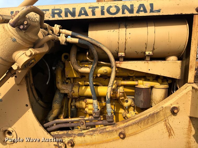 image for item EC2379 1971 International  TD15B cable plow