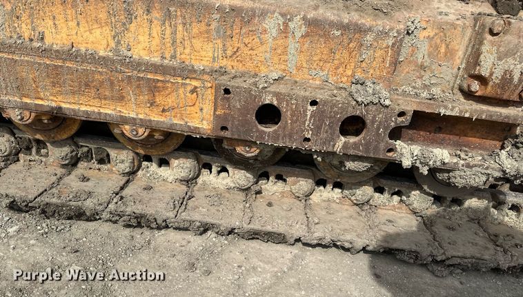 image for item EC2379 1971 International  TD15B cable plow