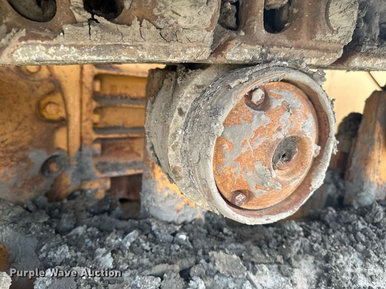 image for item EC2379 1971 International  TD15B cable plow