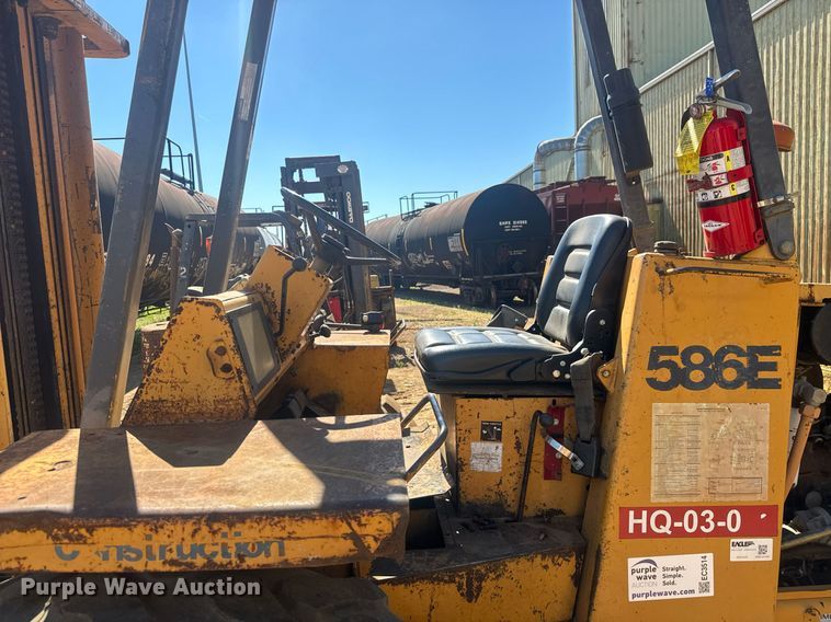 image for item EC3514 1998 Case 586E forklift