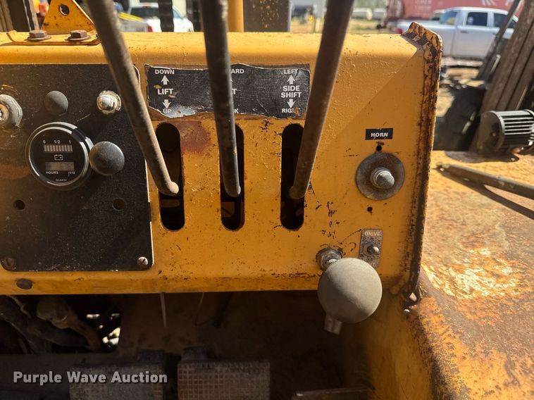 image for item EC3514 1998 Case 586E forklift