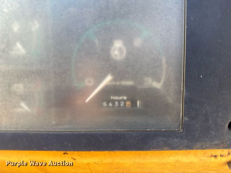 image for item EC3514 1998 Case 586E forklift