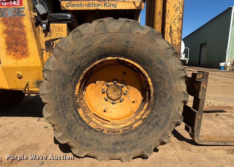 image for item EC3514 1998 Case 586E forklift