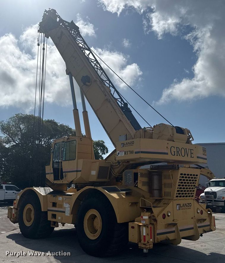 image for item EC3522 1995 Grove RT745-50 crane