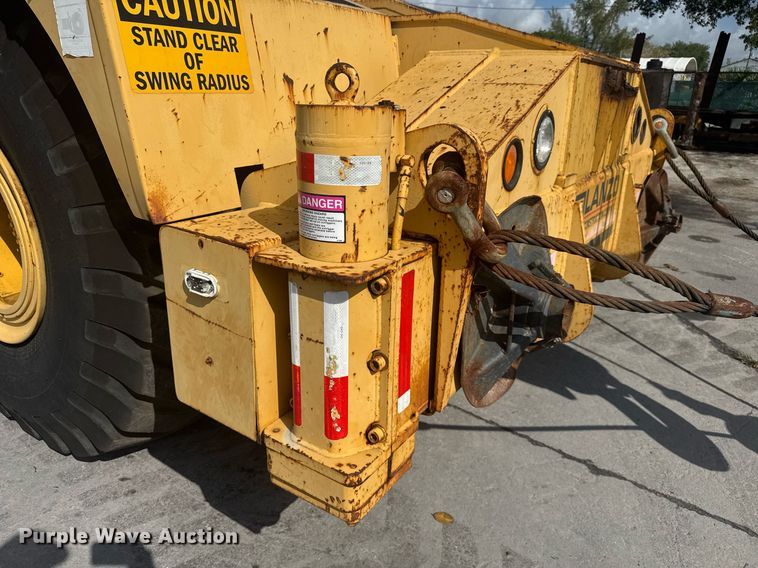 image for item EC3522 1995 Grove RT745-50 crane