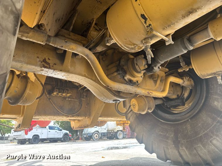 image for item EC3522 1995 Grove RT745-50 crane