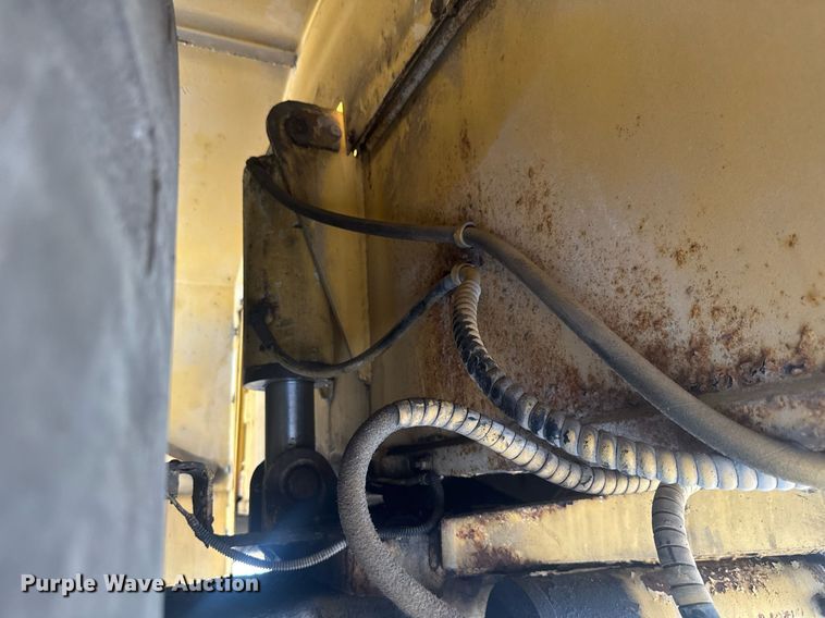 image for item EC3522 1995 Grove RT745-50 crane